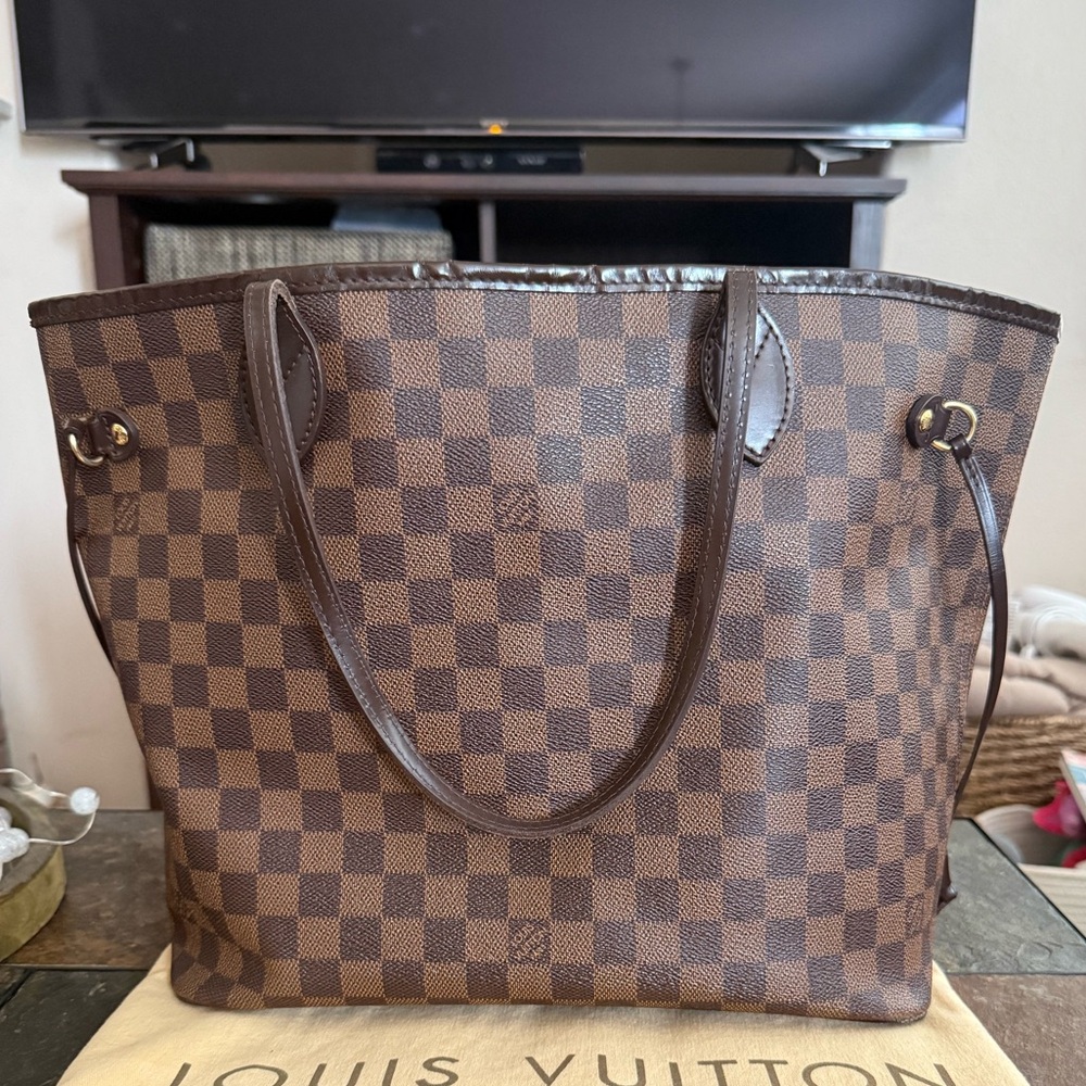 Louis Vuitton Damier Ebene Neverfull MM